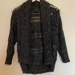 EXPRESS CABLE KNIT SWEATER GRAY